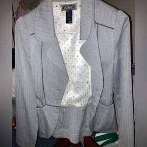 A light gray GUESS blazer
